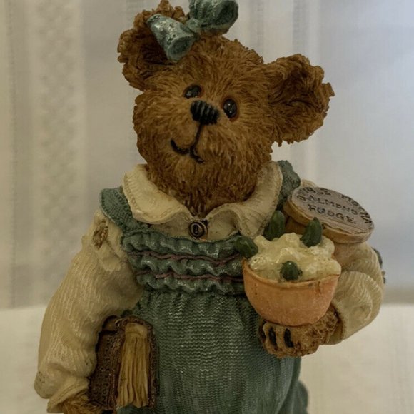 Jennifer Newmom Great Expectatations - Boyds Bears & Friends - Picture 3 of 9